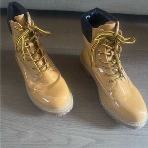 Fashion Nova - Bronx Babe Boots (Camel Color)